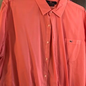 Vineyard Vines Shirts - Vineyard Vines button down shirt Vineyard Vines Shirts - Vineyard Vines button down shirt